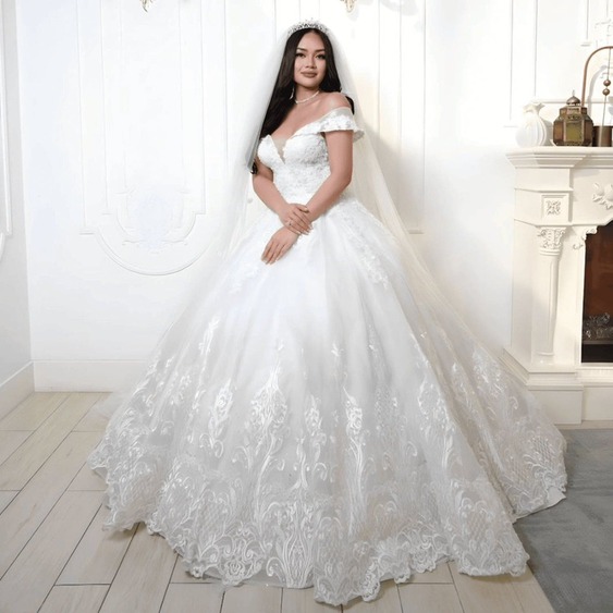 Wedding ball gowns